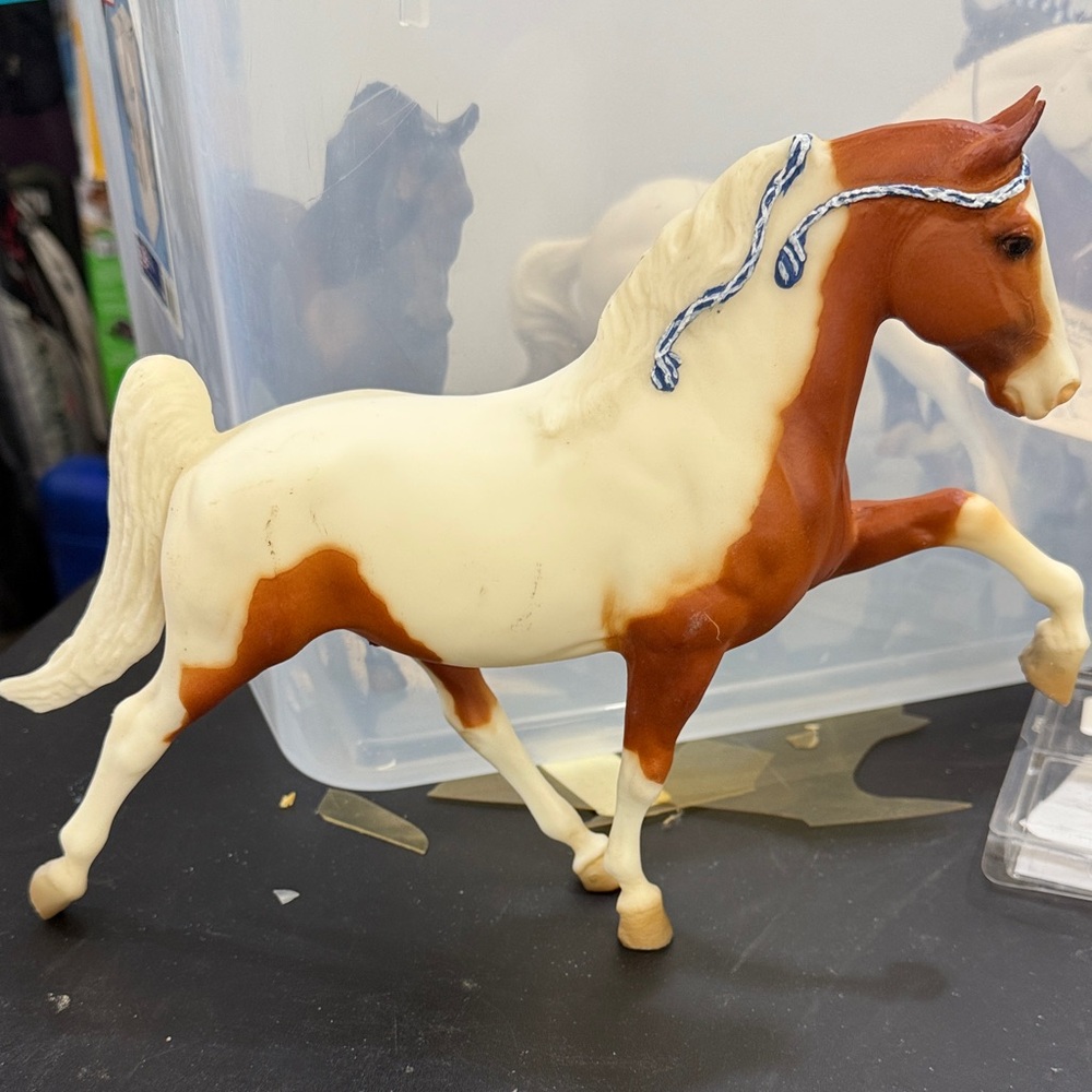 BREYER #913~HIGH FLYER~TENNESSEE WALKING HORSE~MATTE CHESTNUT PINTO~MIDNIGHT SUN